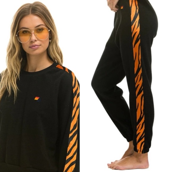 Aviator Nation L Sweatpants Black // Tiger Stripe - Picture 6 of 10